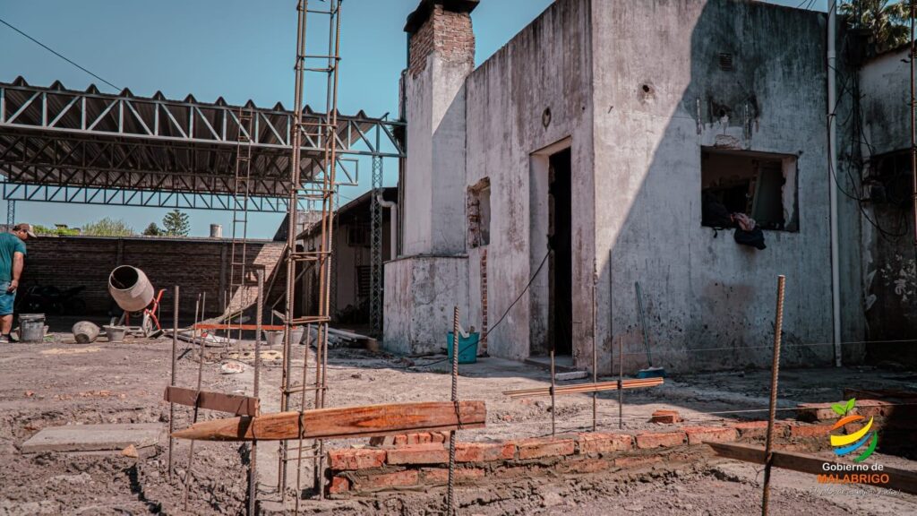 LA MUNICIPALIDAD DE MALABRIGO AVANZA EN LA OBRA DE REMODELACIÓN DEL EDIFICIO DE LA COMISARÍA VI