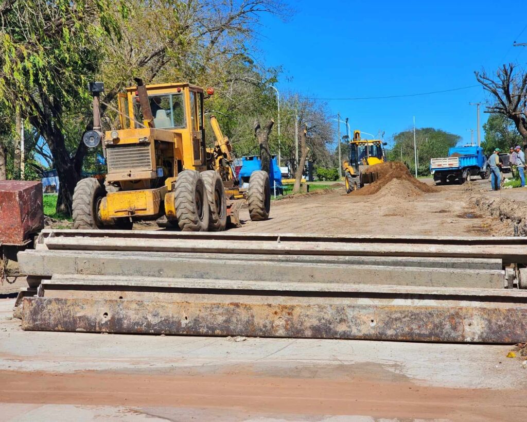 MALABRIGO AVANZA CON UNA OBRA QUE SERA TRASCENDENTAL, LA CALLE COLECTORA A LA RUTA 11